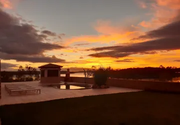 Atardecer en Encantos de Orellana